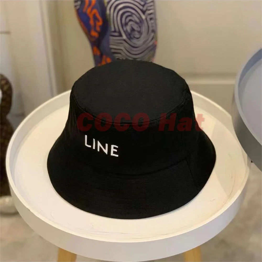 438733 Women Hat Cotton Bucket Hat black Hats New Fashion Luxury Designer Men Hat Letter Printed Spring Summer Outdoor Beach Hat
438733 Women Hat Cotton Bucket Hat black Hats New Fashion Luxury Designer Men Hat Letter Printed Spring Summer Outdoor Beach Hat