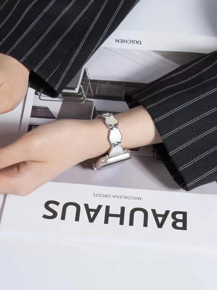 Strap for Apple Watch Band 44mm49mm45mm41mm 42mm40mm Fashion Alloy Metal Bracelet iwatch ultra 8 7 6 5 4 SE 3 Series Accessories
Strap for Apple Watch Band 44mm49mm45mm41mm 42mm40mm Fashion Alloy Metal Bracelet iwatch ultra 8 7 6 5 4 SE 3 Series Accessories