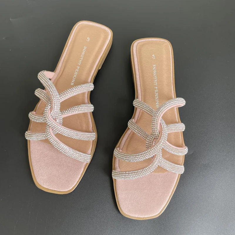 Модные пляжные тапочки со стразами, летние женские сандалии на плоской подошве с открытым носком, Уличная Повседневная женская обувь, модна...
Модные пляжные тапочки со стразами, летние женские сандалии на плоской подошве с открытым носком, Уличная Повседневная женская обувь, модна...