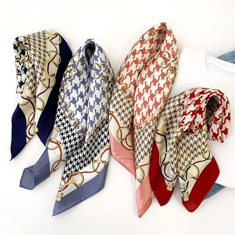 Women Handkerchief Natural Silk Neck Scarves Fashion Plaid Print Hijab Scarf For Ladies 53x53CM Square Shawl Headband Bag Scarfs
Women Handkerchief Natural Silk Neck Scarves Fashion Plaid Print Hijab Scarf For Ladies 53x53CM Square Shawl Headband Bag Scarfs