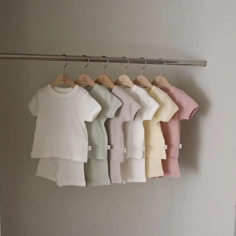 2022 Kid Summer Newarrival Cool Homewear Set Girl Simple Hollow Out Short Sleeves Tops+ Boy Solid Thin Loose Shorts 2pc Set
2022 Kid Summer Newarrival Cool Homewear Set Girl Simple Hollow Out Short Sleeves Tops+ Boy Solid Thin Loose Shorts 2pc Set