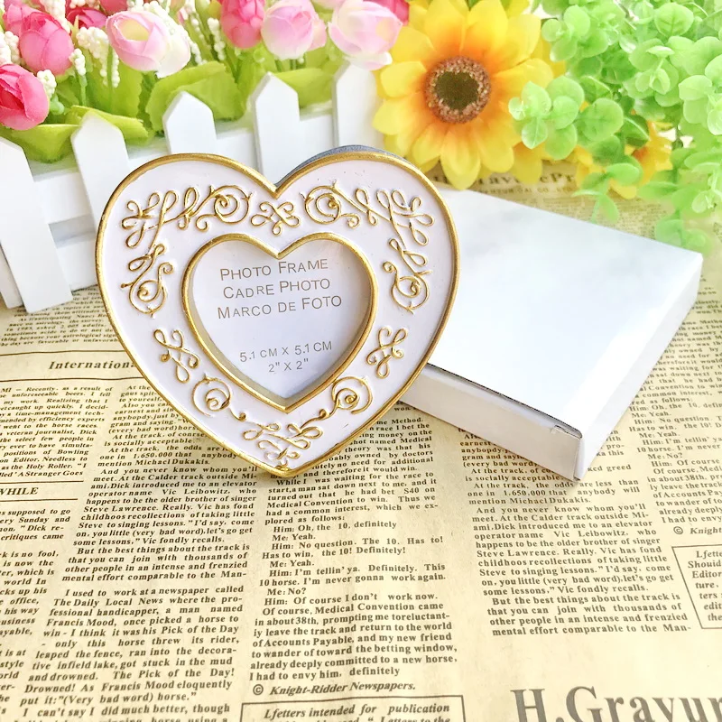 

6PCS Modern Romance Heart Photo Frame Place Card Holder Wedding Table Decor Party Giveaway For Guest