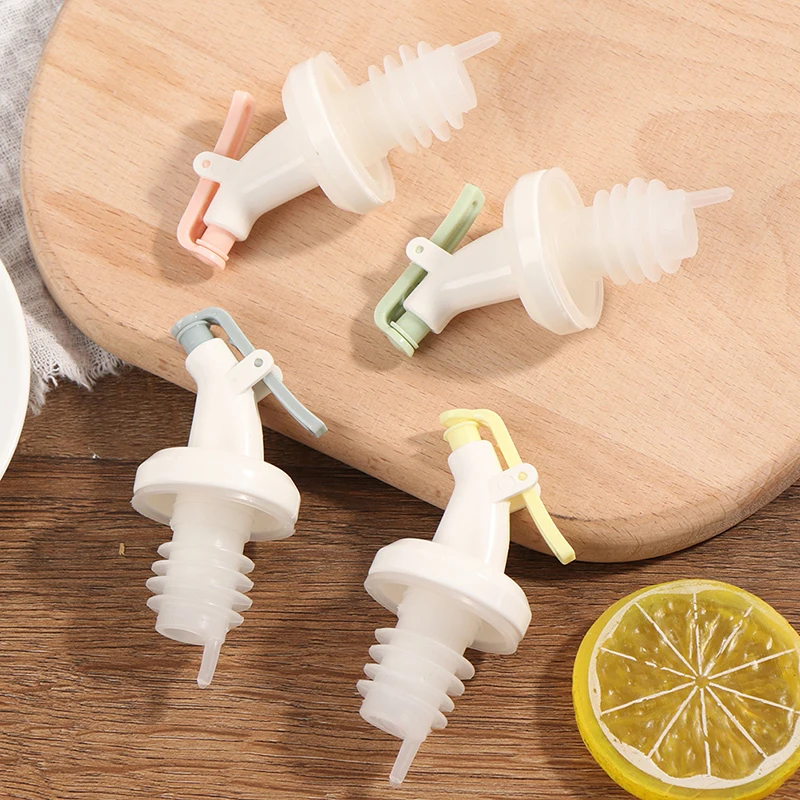 Oil Pourer Bottle Stopper Sprayer Liquor Dispenser Beer Bottle Cap Stopper Leak Proof Wine Pourers Kitchen Bar Tool
Oil Pourer Bottle Stopper Sprayer Liquor Dispenser Beer Bottle Cap Stopper Leak Proof Wine Pourers Kitchen Bar Tool