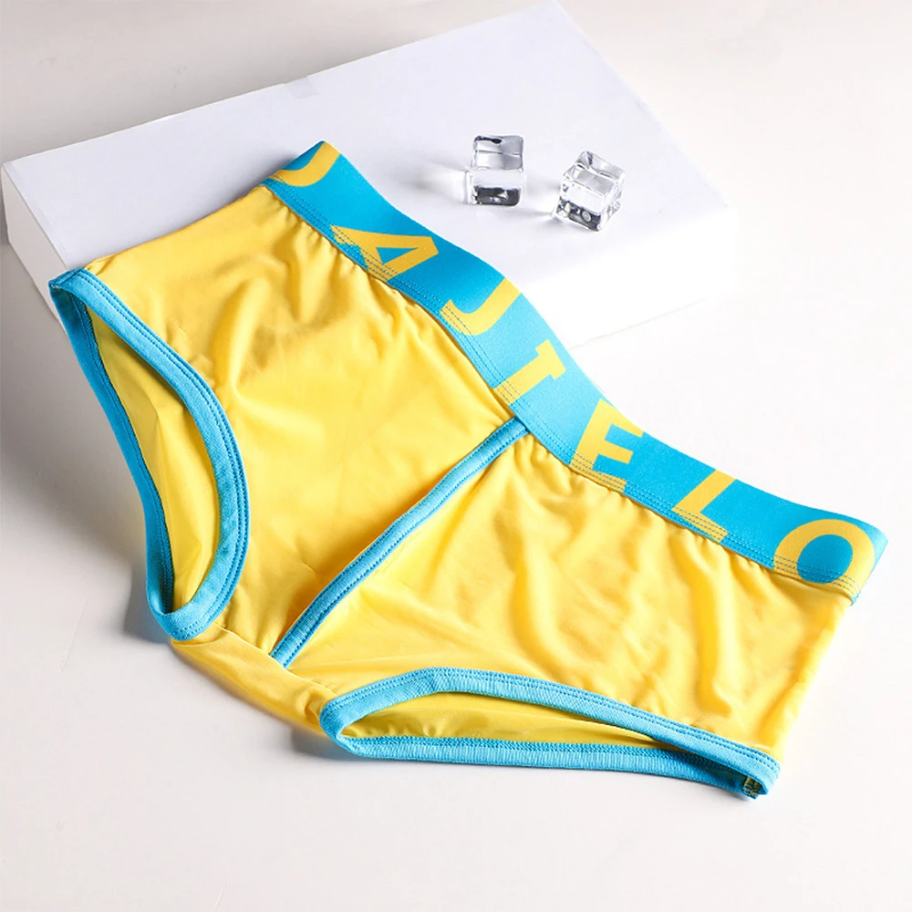New Men Ice Silk Boxer Briefs Soft Solid High Quality Boys Flat Boxers Panties Underwear No Trace Shorts Sexy Lingerie Trunks
New Men Ice Silk Boxer Briefs Soft Solid High Quality Boys Flat Boxers Panties Underwear No Trace Shorts Sexy Lingerie Trunks