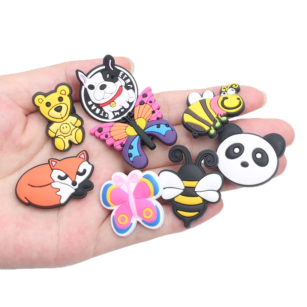 Novelty Single Sale 1pc PVC Game Shoe Charms Shoe Accessories Shoe Decoration for Croc JIBZ/ Wristbands Kids Party Xmas Hot Sale
Novelty Single Sale 1pc PVC Game Shoe Charms Shoe Accessories Shoe Decoration for Croc JIBZ/ Wristbands Kids Party Xmas Hot Sale