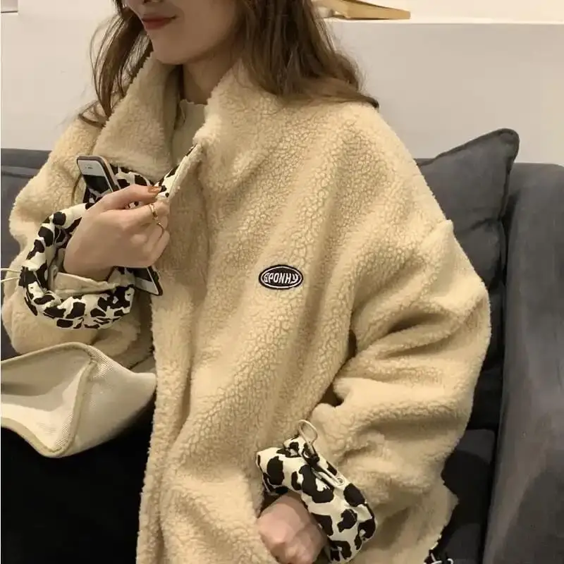 Double-sided lamb velvet cotton jacket leopard print jacket female student Korean loose stand-up collar windbreaker winter
Double-sided lamb velvet cotton jacket leopard print jacket female student Korean loose stand-up collar windbreaker winter
