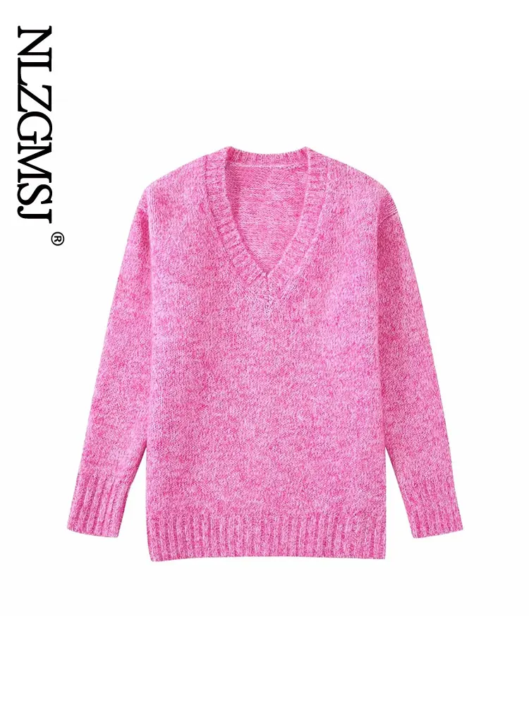 Женский трикотажный свитер с длинным рукавом и V-образным вырезом
Женский трикотажный свитер с длинным рукавом и V-образным вырезом