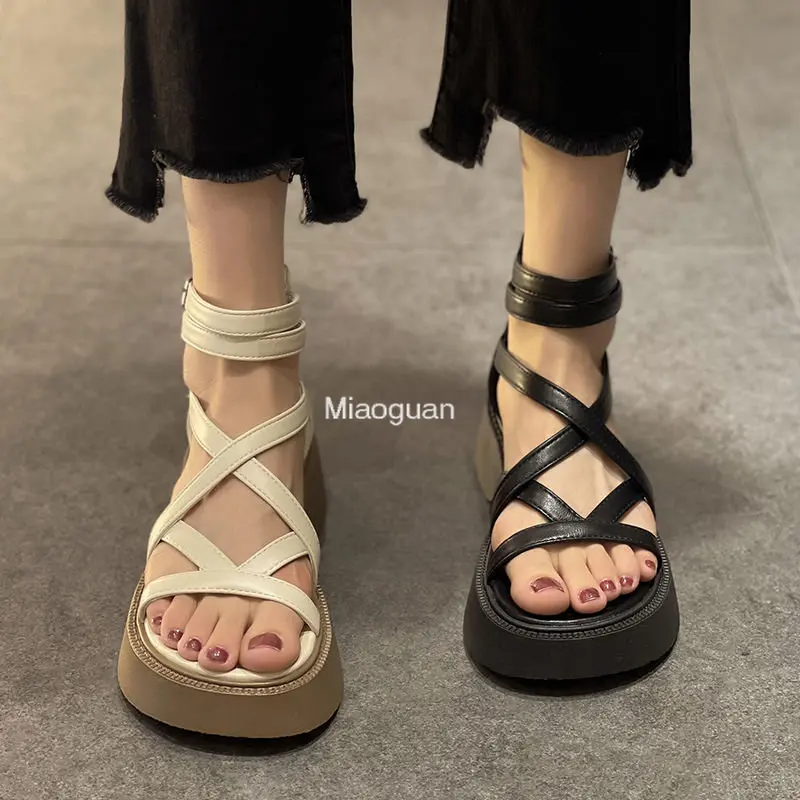 Summer Rome Sandals Flats Platform Woman Shoes 2023 New Trend Casual Thick Comfortable Walking Ladies Shoes Fashion Women Sandal
Summer Rome Sandals Flats Platform Woman Shoes 2023 New Trend Casual Thick Comfortable Walking Ladies Shoes Fashion Women Sandal