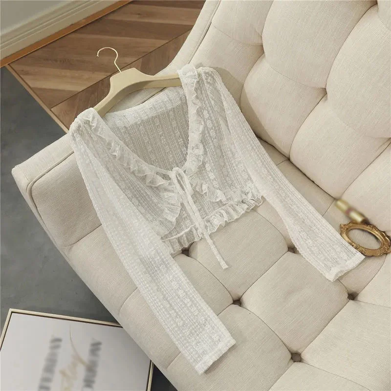 Women Summer Sun Protection Coat Lace Bow Ruffle Cardigan Shirt Female Blouse Tops for Woman Covers Blusa White Y2K Korean Shirt
Women Summer Sun Protection Coat Lace Bow Ruffle Cardigan Shirt Female Blouse Tops for Woman Covers Blusa White Y2K Korean Shirt