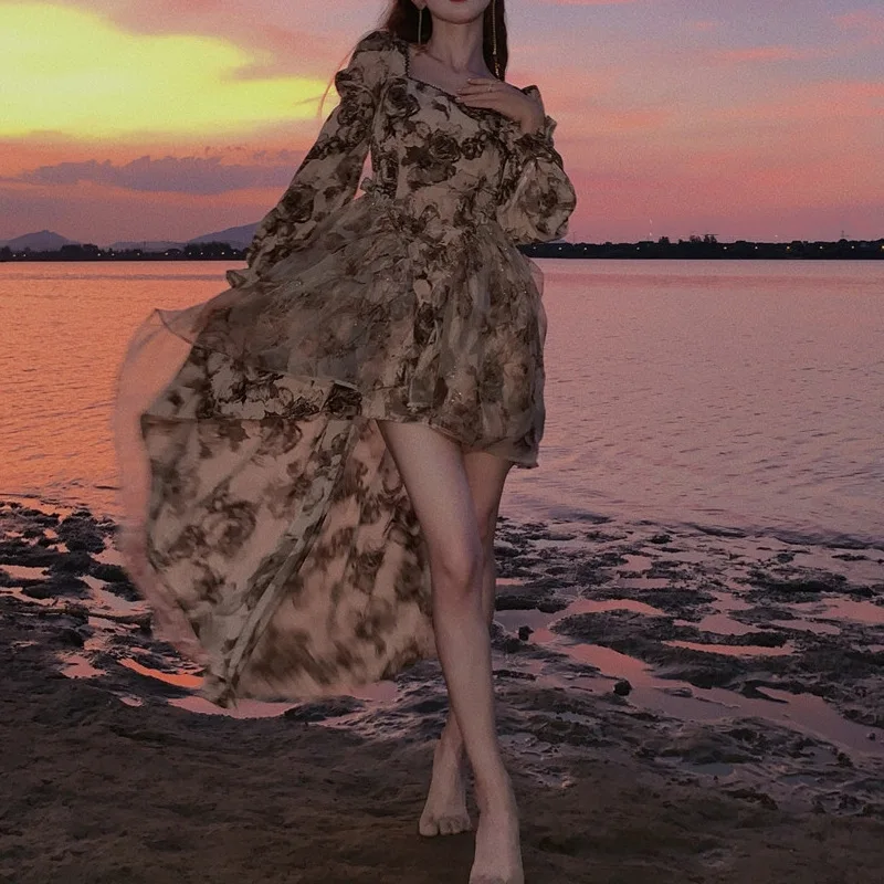 Print Floral Evening Dress Women Vintage Mesh Midi Party Dress Female Puff Sleeve Sweet Dress Square Collar Autumn Beach Dress
Print Floral Evening Dress Women Vintage Mesh Midi Party Dress Female Puff Sleeve Sweet Dress Square Collar Autumn Beach Dress