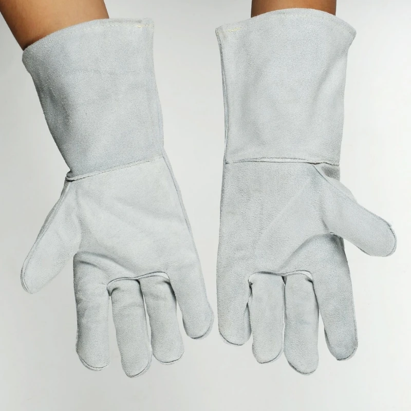 Welding Gloves Heat/Wear Resistant Leather High-temperature Resistant Gloves Protect You from Welding Sparks,Hot Coals M4YD
Welding Gloves Heat/Wear Resistant Leather High-temperature Resistant Gloves Protect You from Welding Sparks,Hot Coals M4YD