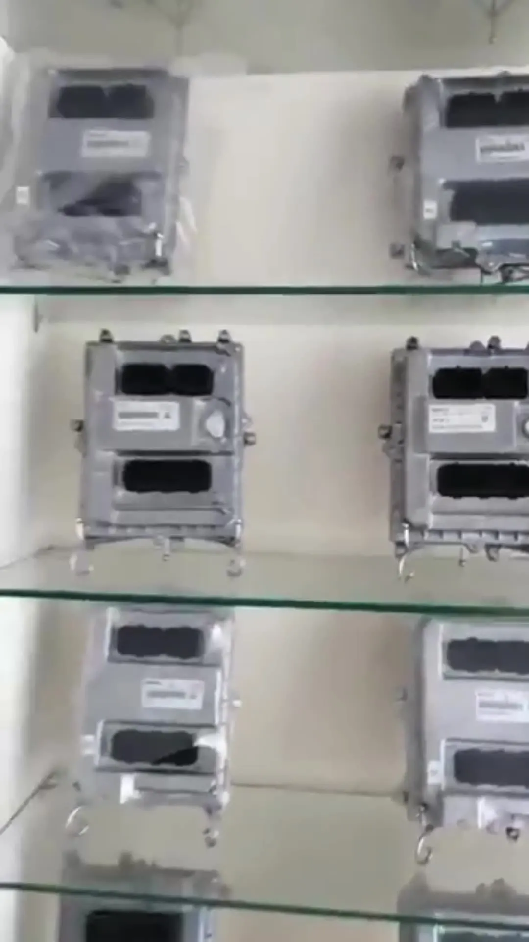 High quality excavator engine parts ecm diesel engine control unit ECU ECM 0281020084
High quality excavator engine parts ecm diesel engine control unit ECU ECM 0281020084