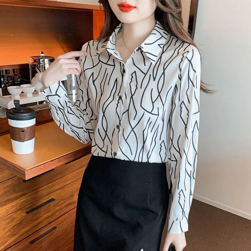 New Arrival Women's Blusa Mujer with Trendy Print Stylish and Versatile Ladies' Button-Front Shirt Perfect for Smart Casual Look
New Arrival Women's Blusa Mujer with Trendy Print Stylish and Versatile Ladies' Button-Front Shirt Perfect for Smart Casual Look