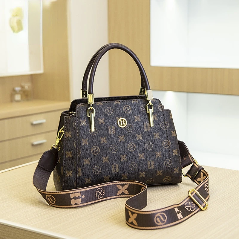 Luxury Vintage Temperament Exquisite Handbags Fashion Printing Leather Bags Bolsas Mujer Personality Crossbody Shoulder Bags
Luxury Vintage Temperament Exquisite Handbags Fashion Printing Leather Bags Bolsas Mujer Personality Crossbody Shoulder Bags