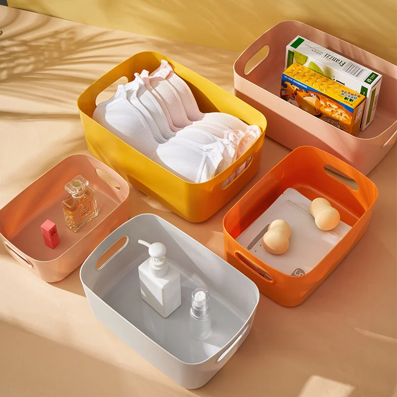 Sundries storage box office desktop plastic box cosmetics storage basket kitchen storage basket snack storage box
Sundries storage box office desktop plastic box cosmetics storage basket kitchen storage basket snack storage box