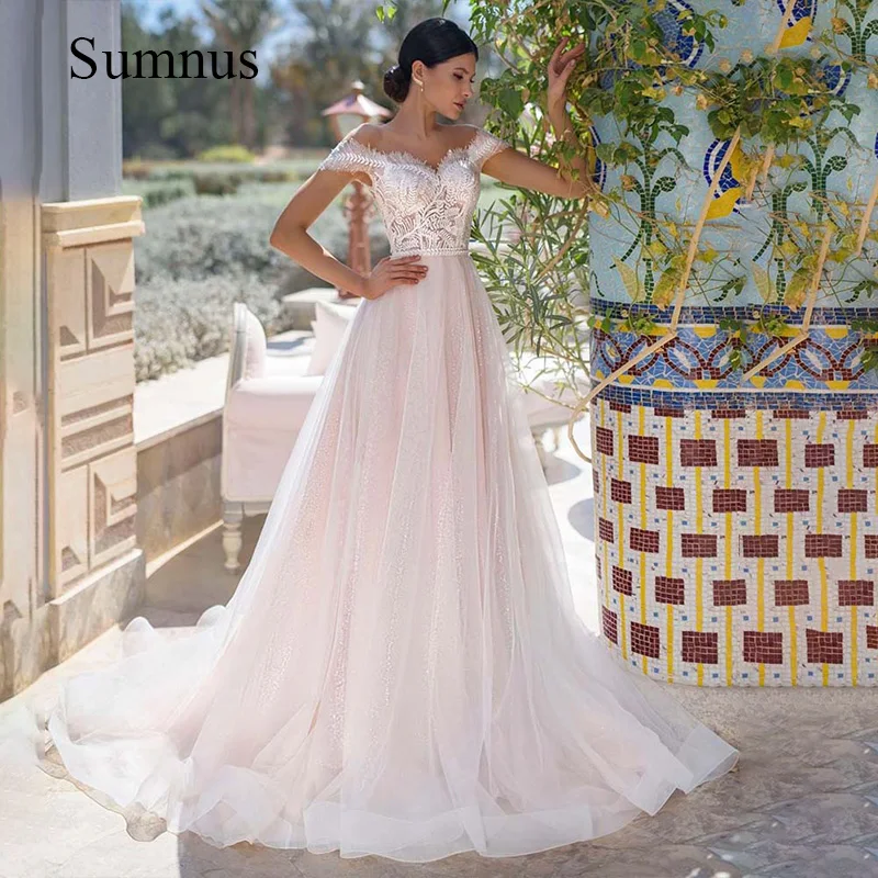 Elegant Off Shoulder Wedding Dress Lace Appliques Back Illusion Zipper Tulle A-line Bodice Bride Gown 2022 Summer Robe de Novia
Elegant Off Shoulder Wedding Dress Lace Appliques Back Illusion Zipper Tulle A-line Bodice Bride Gown 2022 Summer Robe de Novia