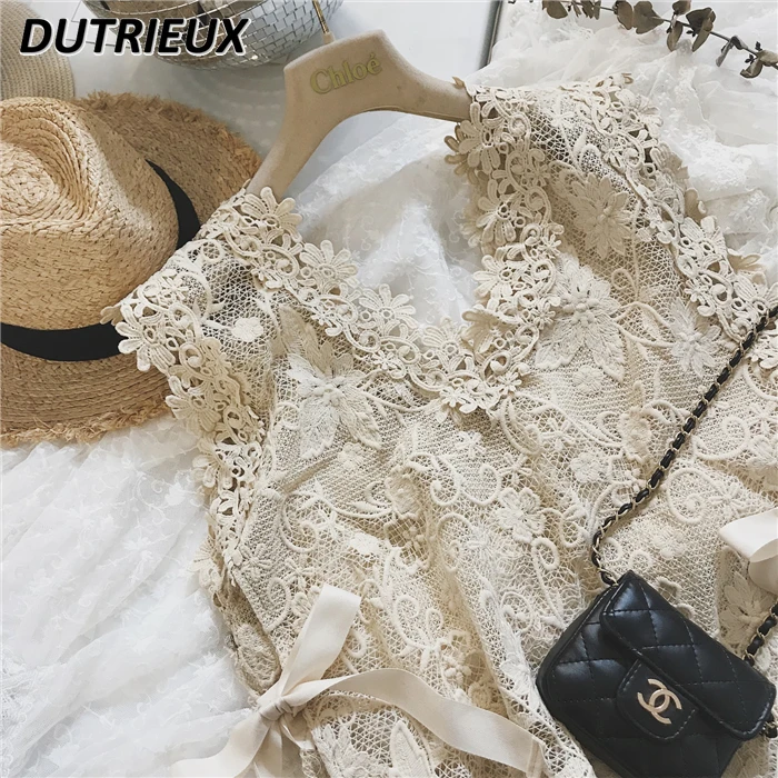 French Romantic Sexy Hollow Lace Flower Embroidered Bow Vest Women Sweet Lolita Sleeveless Lace Shirt Summer Tank Top Crop Tops
French Romantic Sexy Hollow Lace Flower Embroidered Bow Vest Women Sweet Lolita Sleeveless Lace Shirt Summer Tank Top Crop Tops