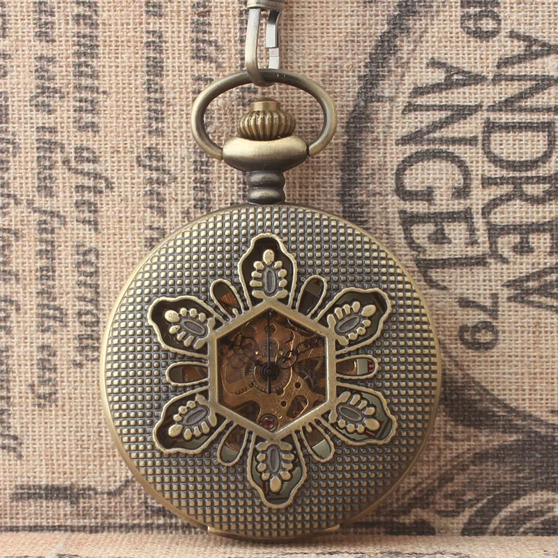 Ретро ностальгические Механические карманные часы бронзовые большие карманные часы с шестью цветами в Корейском стиле студенческие механ...
Ретро ностальгические Механические карманные часы бронзовые большие карманные часы с шестью цветами в Корейском стиле студенческие механ...