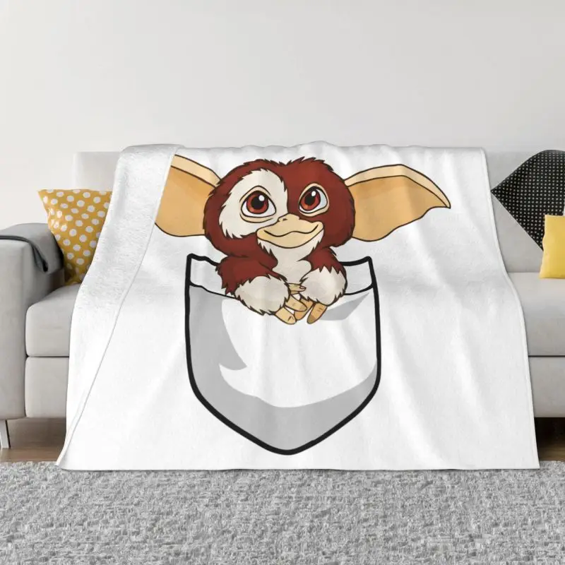 Gremlins Gizmo карманное одеяло s теплое Фланелевое 80s фильм Mogwai ужас Ретро научная фантастика плед одеяло для постельного белья диван для путешес...
Gremlins Gizmo карманное одеяло s теплое Фланелевое 80s фильм Mogwai ужас Ретро научная фантастика плед одеяло для постельного белья диван для путешес...