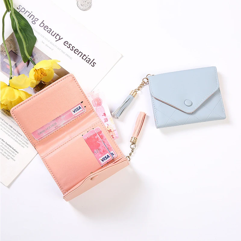 Mini Women Wallets PU Leather High Quality Slim Coin Purse Card Holder Short Wallet Fashion Female Hasp Mini Clutch for Girls
Mini Women Wallets PU Leather High Quality Slim Coin Purse Card Holder Short Wallet Fashion Female Hasp Mini Clutch for Girls