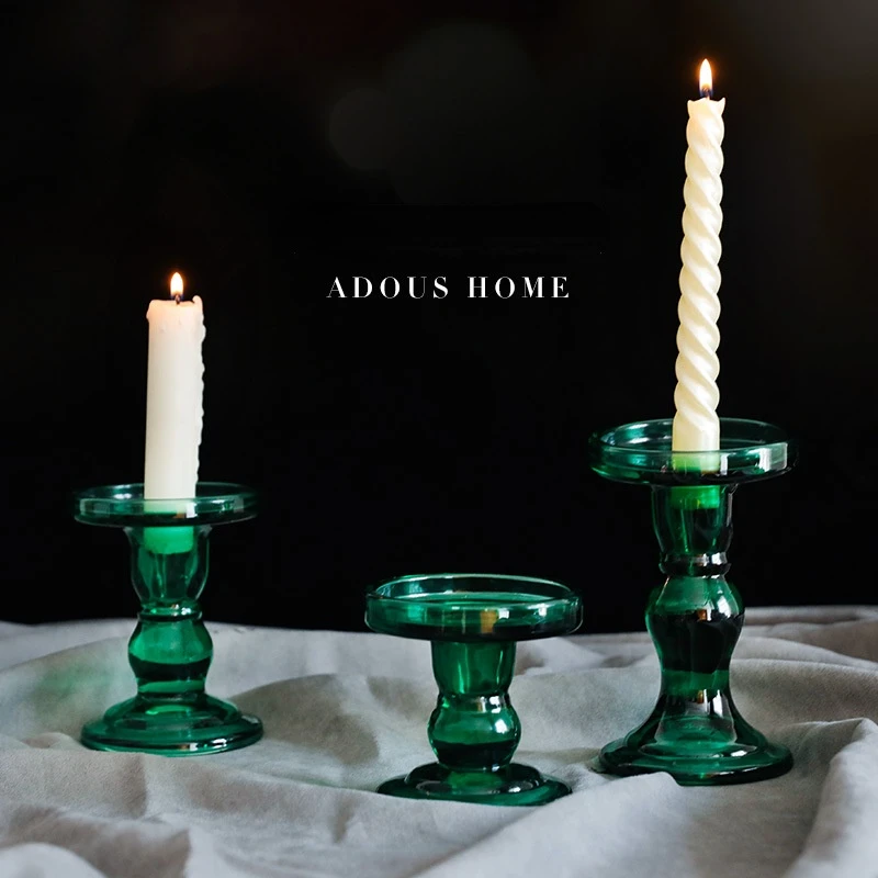 European Retro Glass Scented Candle Candle Holder Home Ins French Nordic Romantic Atmosphere Decoration Ornaments Candelabra
European Retro Glass Scented Candle Candle Holder Home Ins French Nordic Romantic Atmosphere Decoration Ornaments Candelabra