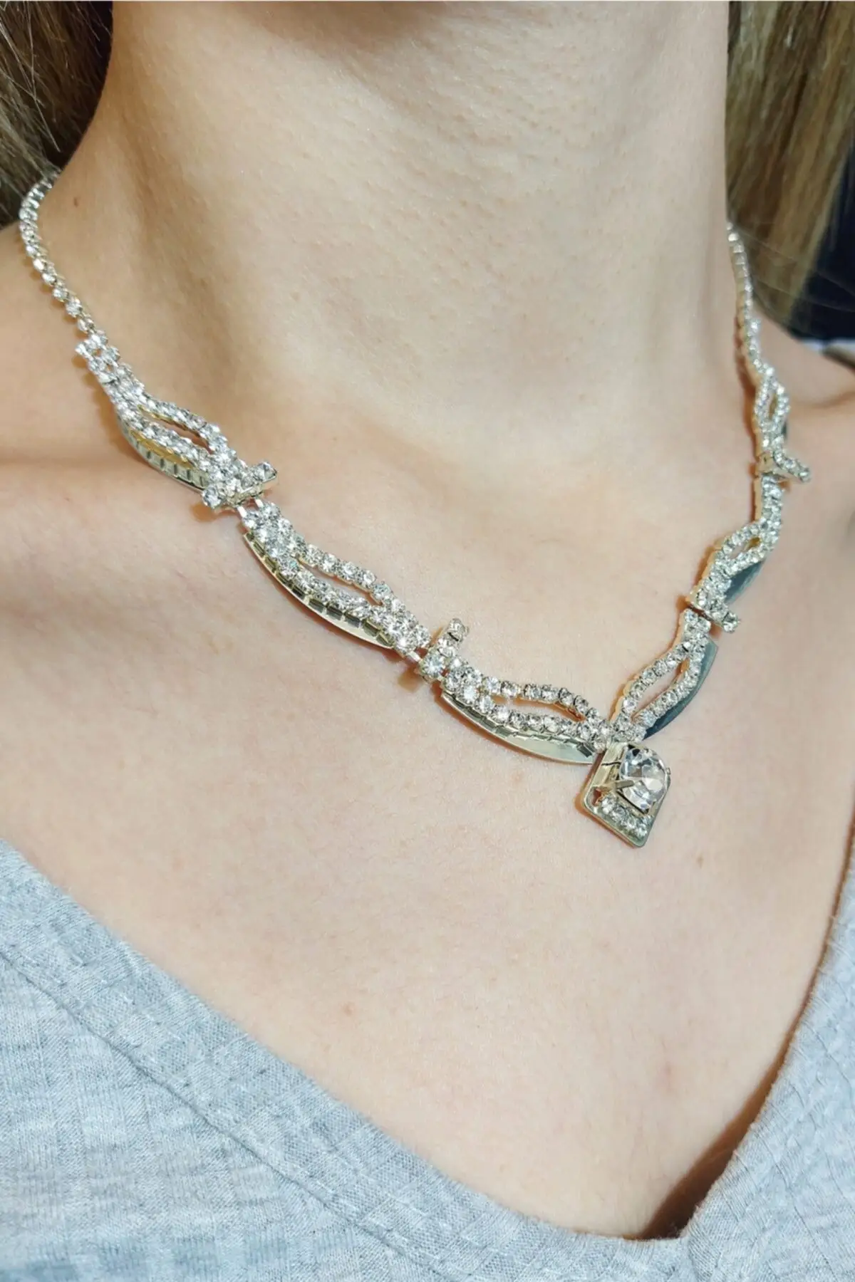 Женское модное Ювелирное Украшение, вечернее женское ожерелье, серьги, наручные комплекты
Женское модное Ювелирное Украшение, вечернее женское ожерелье, серьги, наручные комплекты