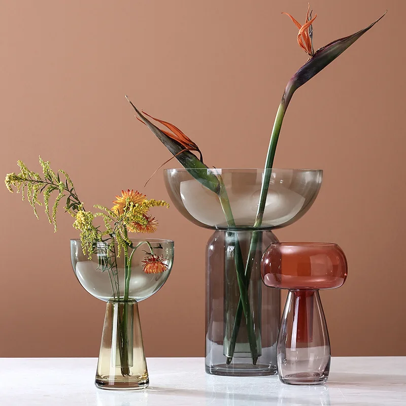 Transparent Glass Hydroponic Small Vase Luxury Handicraft Flower Arrangement Container Room Table Flower Vase Wedding Decoration
Transparent Glass Hydroponic Small Vase Luxury Handicraft Flower Arrangement Container Room Table Flower Vase Wedding Decoration