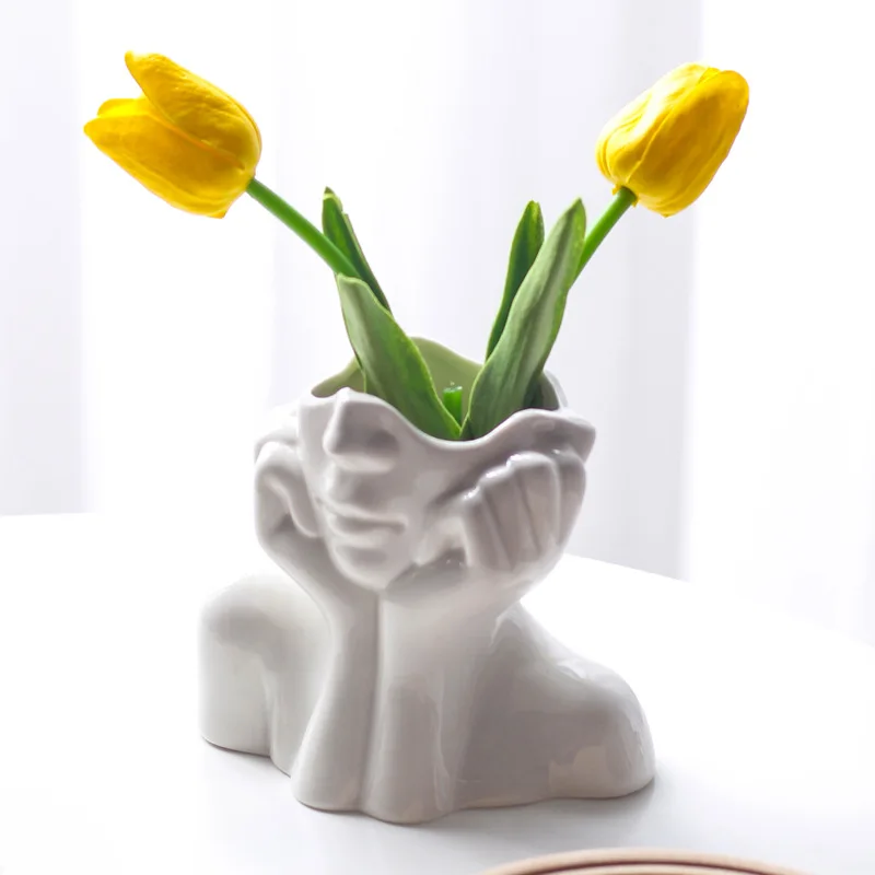 Nordic Modern Simple Female Body Modeling Ceramic Vase Creative Flower Vase Living Room Flower Arrangement Art Home Decoration
Nordic Modern Simple Female Body Modeling Ceramic Vase Creative Flower Vase Living Room Flower Arrangement Art Home Decoration