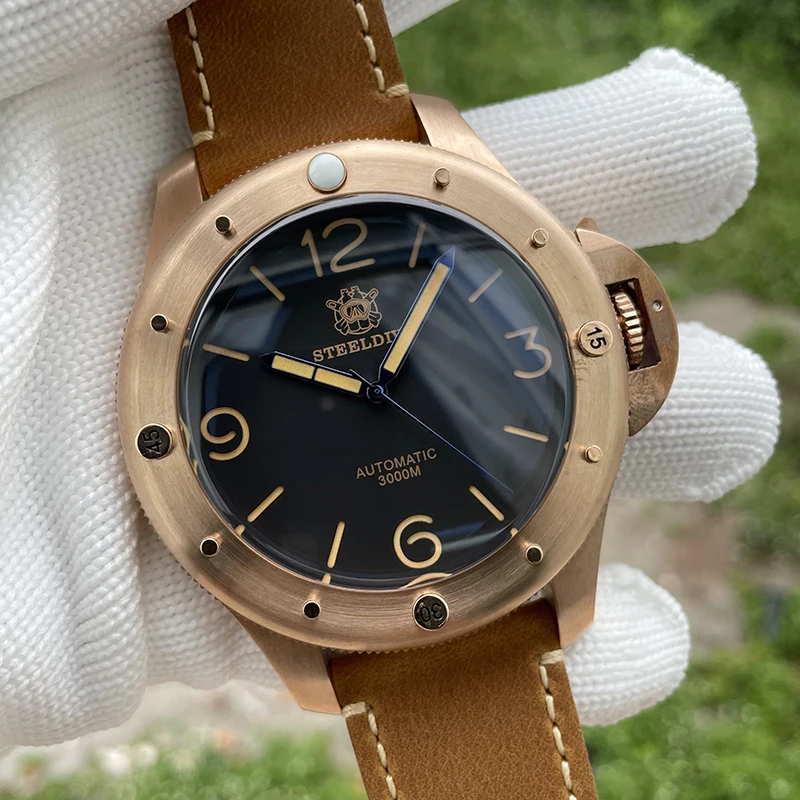 Часы Steeldive SD1951S большого размера, бронзовые, 3000 м, часы для дайвинга с черным циферблатом 60 мм, роскошные механические часы с сапфировым ремеш...
Часы Steeldive SD1951S большого размера, бронзовые, 3000 м, часы для дайвинга с черным циферблатом 60 мм, роскошные механические часы с сапфировым ремеш...