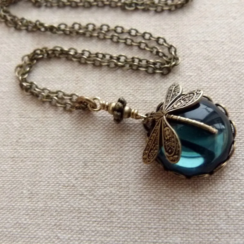 Vintage Bronze Hand Carved Dragonfly Pendant Necklaces for Women Ethnic Silver Color Metal Round Green Stone Necklace Jewelry
Vintage Bronze Hand Carved Dragonfly Pendant Necklaces for Women Ethnic Silver Color Metal Round Green Stone Necklace Jewelry