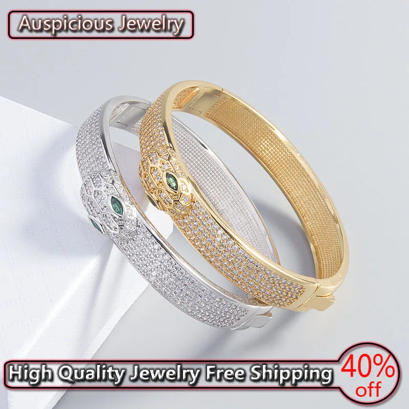 Женский и мужской браслет из титановой стали
Женский и мужской браслет из титановой стали