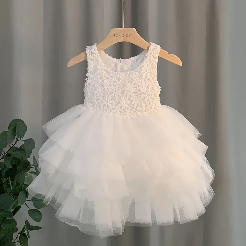 Girls Tutu Dress Kids White Floral Embroidery Sleeveless Mesh Dresses Baby Girl Cute Party Clothes
Girls Tutu Dress Kids White Floral Embroidery Sleeveless Mesh Dresses Baby Girl Cute Party Clothes
