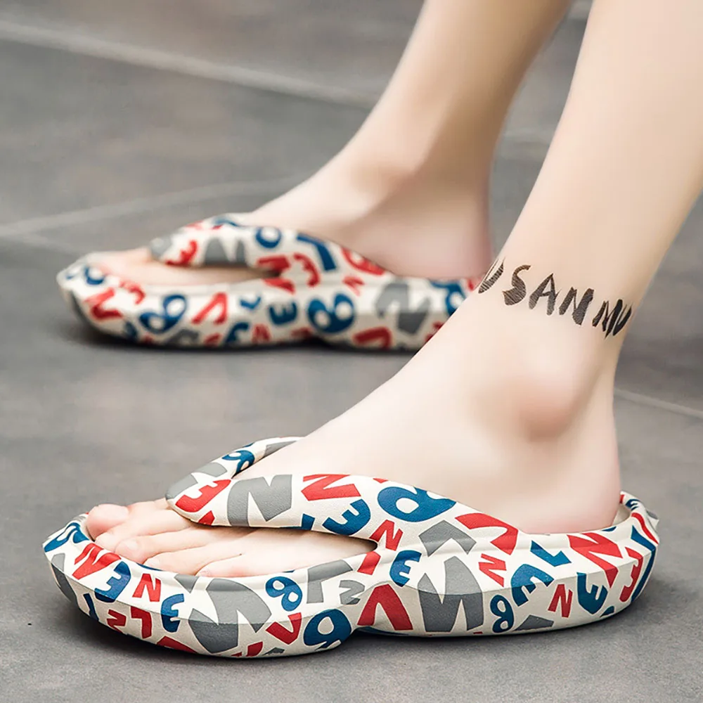 Summer New Women Men Flip Flops Fashion Casual Slip On Lightweight Outdoor Slippers Unisex Beach Shoes Zapatillas Size 36-45 Hot
Summer New Women Men Flip Flops Fashion Casual Slip On Lightweight Outdoor Slippers Unisex Beach Shoes Zapatillas Size 36-45 Hot