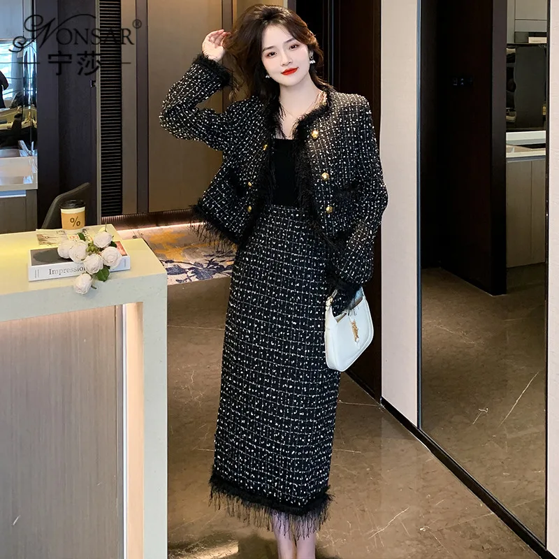 Fashion Casual Suit Women's Autumn Winter 2023 New Single-Breasted Loose Tassel Professional Suit Female Two-Piece Skirt
Fashion Casual Suit Women's Autumn Winter 2023 New Single-Breasted Loose Tassel Professional Suit Female Two-Piece Skirt