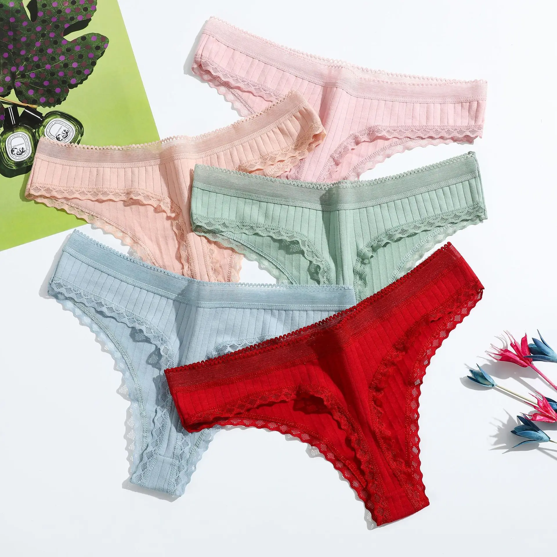 Sexy Cotton Thong Women Lace Low Waist Panties Underwear Ladies Briefs Lingere Panty Solid Color Breathable Female G-strings New
Sexy Cotton Thong Women Lace Low Waist Panties Underwear Ladies Briefs Lingere Panty Solid Color Breathable Female G-strings New