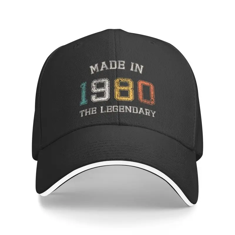 The legendary adjustable hip hop baseball cap made in 1980 was born in the 42nd Father's Day gift autumn hat in 1980
The legendary adjustable hip hop baseball cap made in 1980 was born in the 42nd Father's Day gift autumn hat in 1980