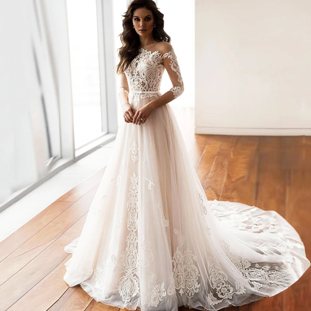 Simple Boho Wedding Dresses Boat Neck Three Quarter Sleeves Tulle Dress A-Line Chapel Train Lace Appliques Zipper Bridal Gowns
Simple Boho Wedding Dresses Boat Neck Three Quarter Sleeves Tulle Dress A-Line Chapel Train Lace Appliques Zipper Bridal Gowns