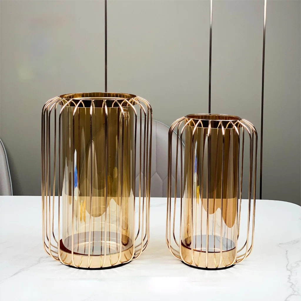 Light luxury glass vase decoration modern model room porch creative living room dried flower flower arrangement table decoration
Light luxury glass vase decoration modern model room porch creative living room dried flower flower arrangement table decoration