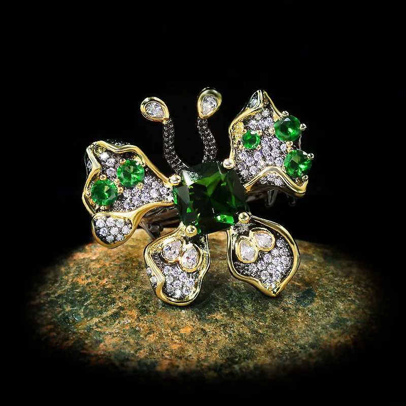 Green jade Butterfly black gold double color zircon ring 18K gold studded pearl bow ring for women's party style special shaped
Green jade Butterfly black gold double color zircon ring 18K gold studded pearl bow ring for women's party style special shaped