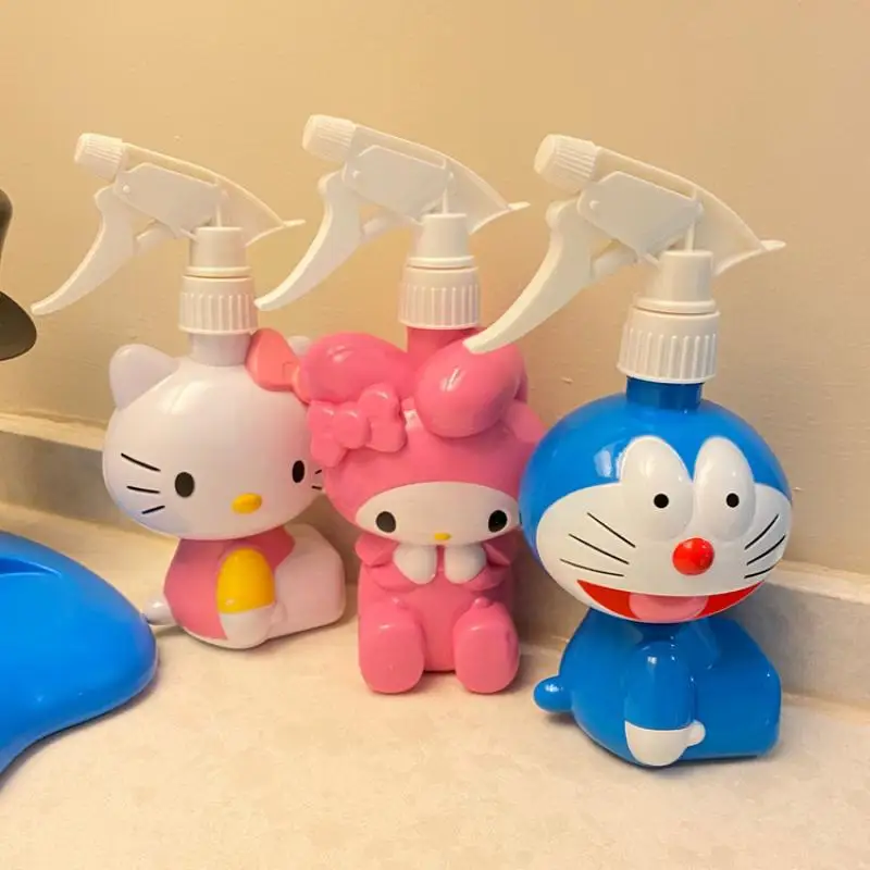 Sanrio Kawaii Hello Kitty My Melody бутылка для ванны мультяшная Милая бутылка пресс дезинфицирующая бутылка для рук
Sanrio Kawaii Hello Kitty My Melody бутылка для ванны мультяшная Милая бутылка пресс дезинфицирующая бутылка для рук