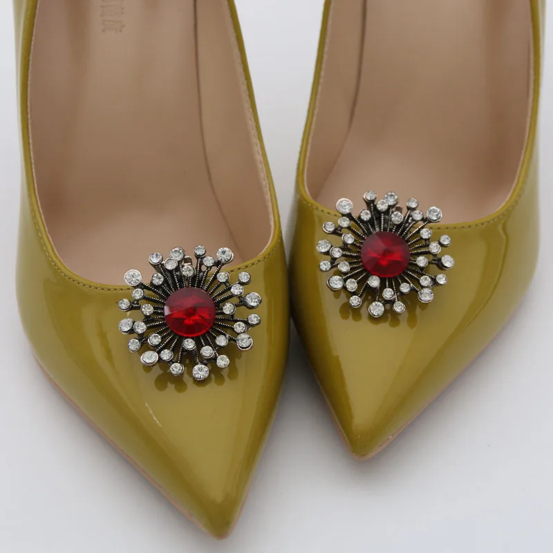 2 Piece Detachable Buckle High-grade Diamond-studded Alloy Clip Female Ladies High-heeled Shoes Accessories Charms Rhinestone
2 Piece Detachable Buckle High-grade Diamond-studded Alloy Clip Female Ladies High-heeled Shoes Accessories Charms Rhinestone