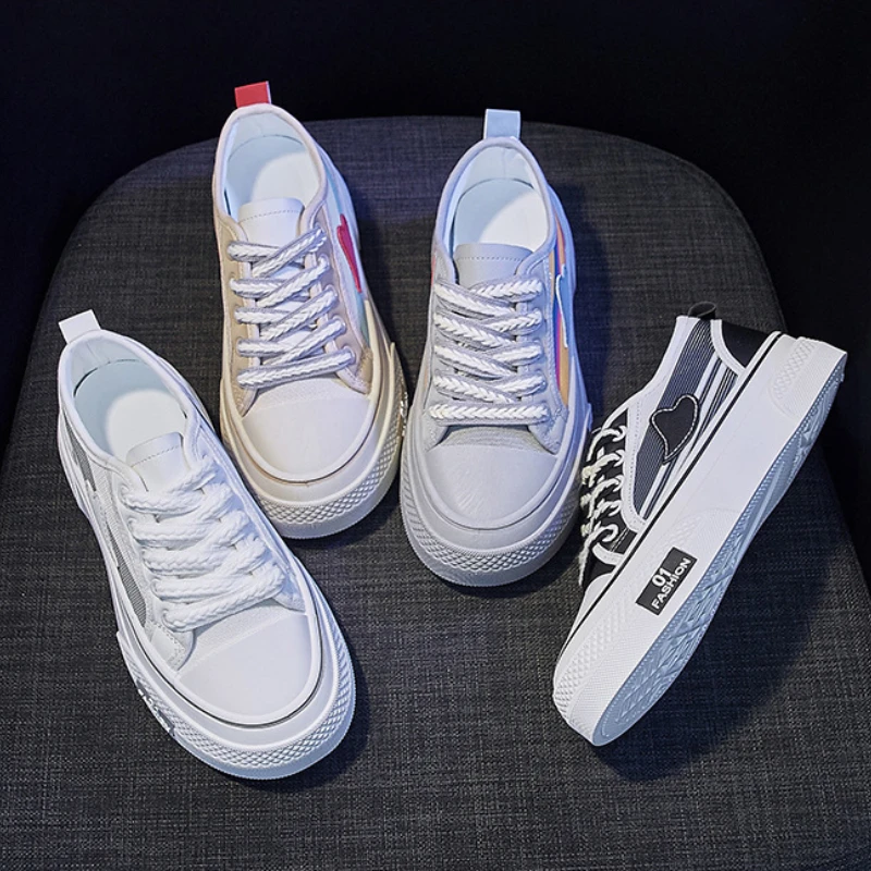 Flats White Canvas Shoes For Woman 2023 Platform Sneakers Tennis Female Lace-Up Ladies Fashion Run Student Waterproof Skateboard
Flats White Canvas Shoes For Woman 2023 Platform Sneakers Tennis Female Lace-Up Ladies Fashion Run Student Waterproof Skateboard