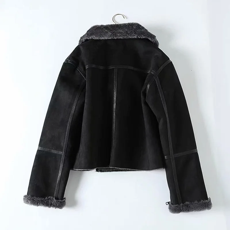 Women's autumn and winter new European and American plush thickened locomotive style casual jacket jacket trend
Women's autumn and winter new European and American plush thickened locomotive style casual jacket jacket trend