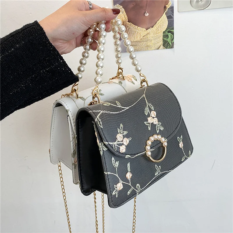 Net Yarn Flower Small Shoulder Bag For Women 2022 Soft PU Leather Crossbody Female Pearl Chain Handbags Summer Beach Square Bag
Net Yarn Flower Small Shoulder Bag For Women 2022 Soft PU Leather Crossbody Female Pearl Chain Handbags Summer Beach Square Bag