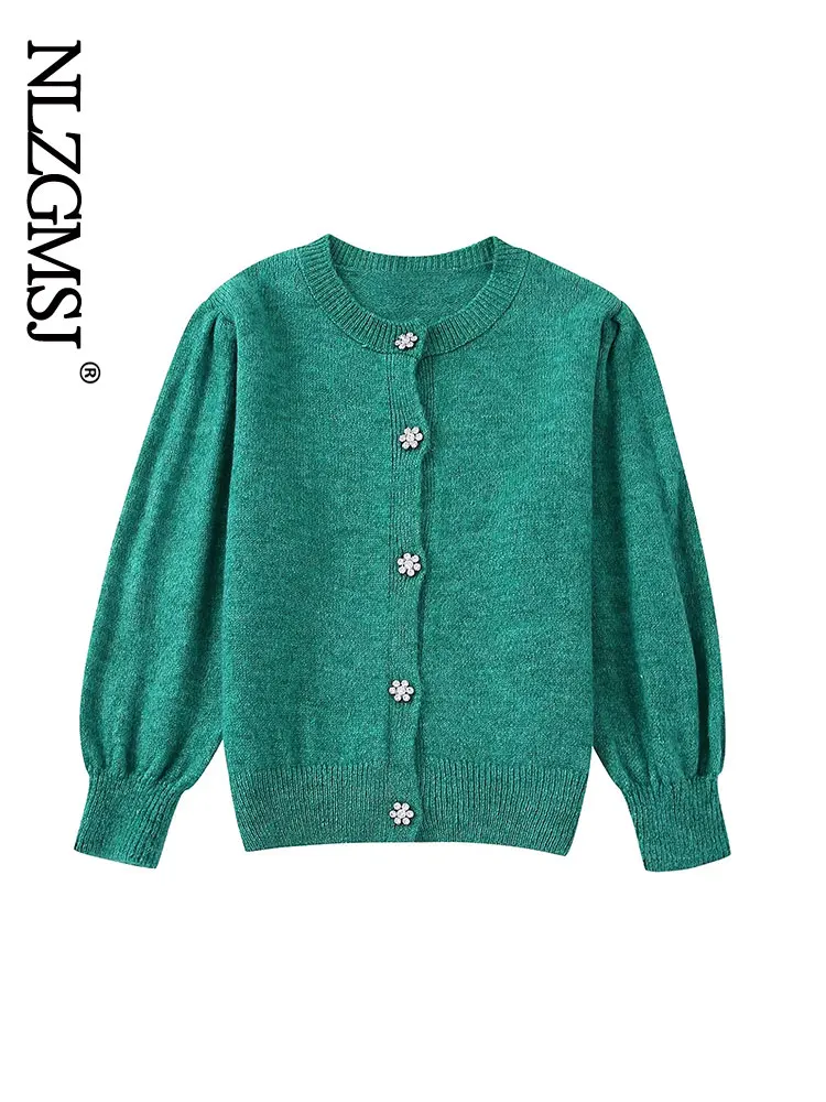 TRAF Knitted Cardigan Coat Women 2022 Autumn Winter Sweet Button Long Sleeve Green Slim Sweater Jacket Female
TRAF Knitted Cardigan Coat Women 2022 Autumn Winter Sweet Button Long Sleeve Green Slim Sweater Jacket Female