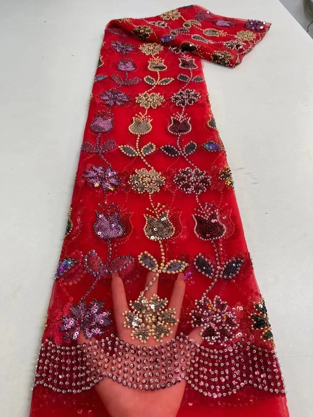 2022 Latest Beaded Lace Fabric Handmade Sequins Laces Nigerian Bridal Fabric Luxurious French Net Tulle Lace Fabric
2022 Latest Beaded Lace Fabric Handmade Sequins Laces Nigerian Bridal Fabric Luxurious French Net Tulle Lace Fabric