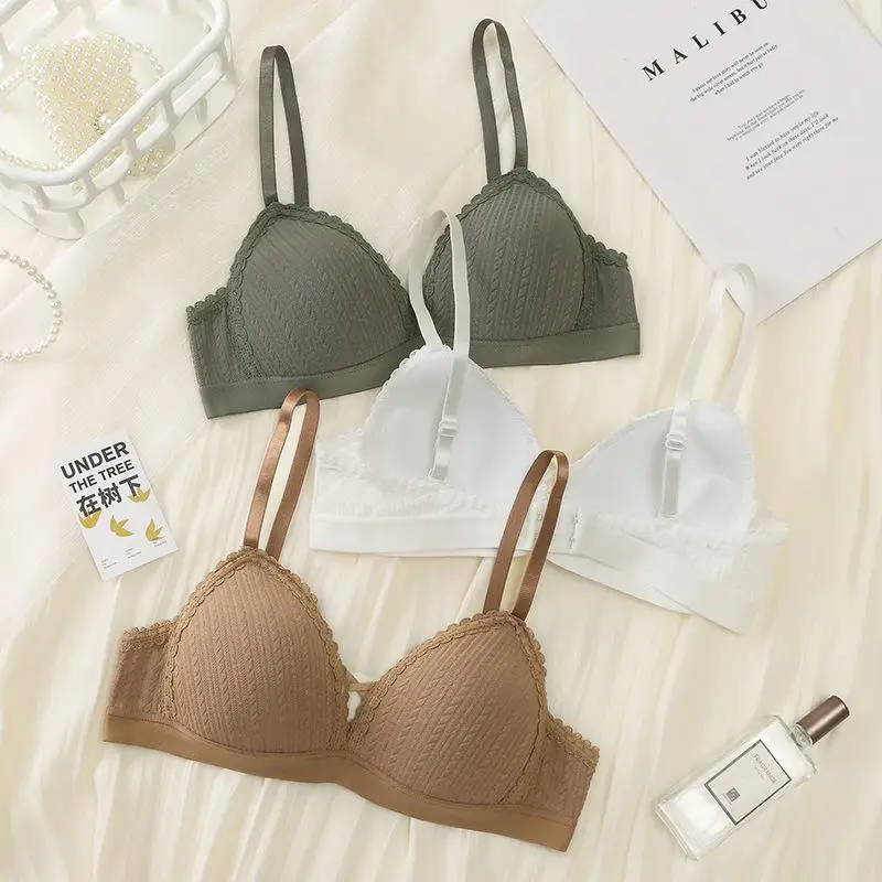 French Bra for Women Floral Lace Seamless Bralette Triangular Cup Brassiere Sexy Lingerie Women Push Up Underwear Women Bralette 
French Bra for Women Floral Lace Seamless Bralette Triangular Cup Brassiere Sexy Lingerie Women Push Up Underwear Women Bralette