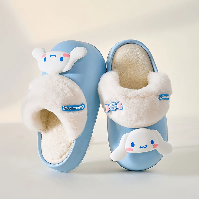 Симпатичная хлопковая обувь Sanrio Cinnamoroll My Melody Kuromi милые Мультяшные водонепроницаемые теплые мягкие Нескользящие тапочки подарок на день рождения
Симпатичная хлопковая обувь Sanrio Cinnamoroll My Melody Kuromi милые Мультяшные водонепроницаемые теплые мягкие Нескользящие тапочки подарок на день рождения