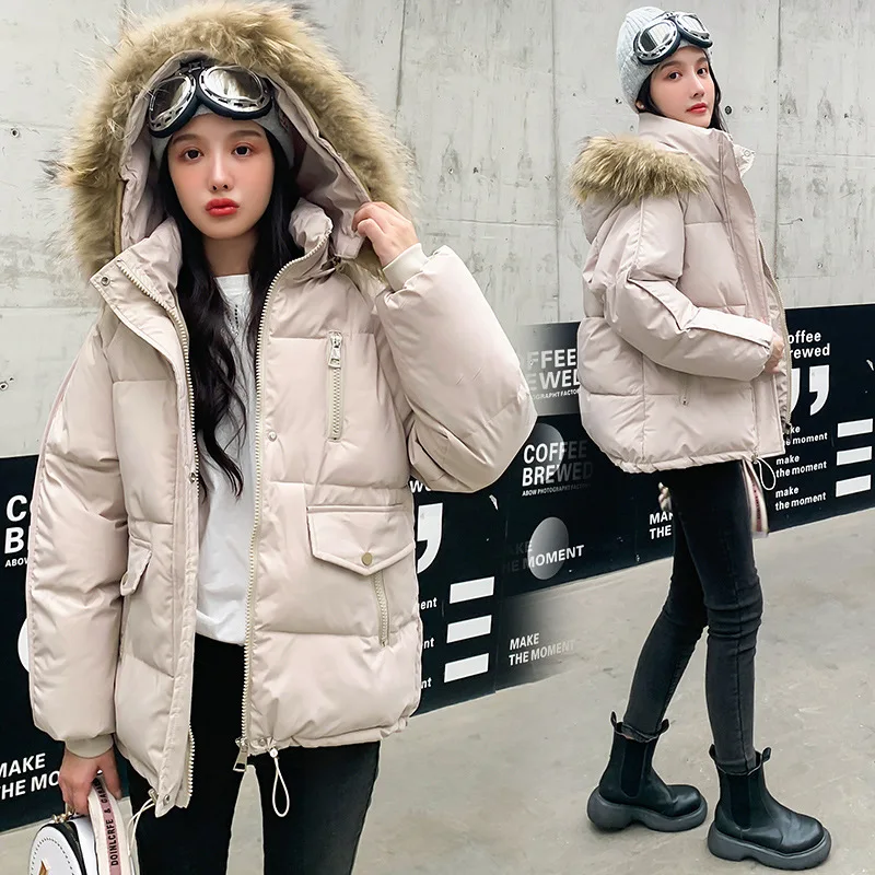 Short cotton coat women's cotton coat 2022 new women's big fur collar loose bread coat thickened detachable cap coat
Short cotton coat women's cotton coat 2022 new women's big fur collar loose bread coat thickened detachable cap coat