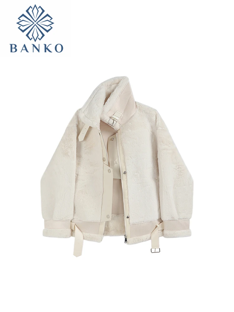 Women White Color Patchwork Faux Fur Coat Baggy Long Sleeve Lapel Lambs Wool Jacket Outer Warm Thick 2022 Autumn Winter Chic
Women White Color Patchwork Faux Fur Coat Baggy Long Sleeve Lapel Lambs Wool Jacket Outer Warm Thick 2022 Autumn Winter Chic